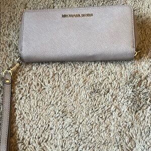 Michael Kors Gray Wallet with Wristlet